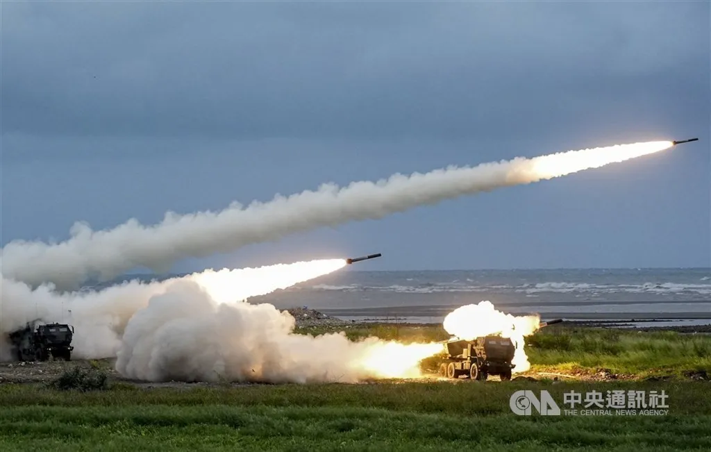 HIMARS launcher fires training rockets during a Taiwan drill
